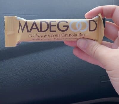 Granola Bar Cookies & Creme