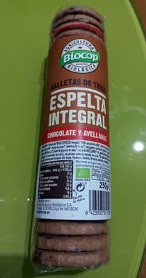Galletas De Espelta Integral Con Chocolate Y Avellanas
