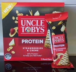 Protein Strawberries & Creme Museli Bar